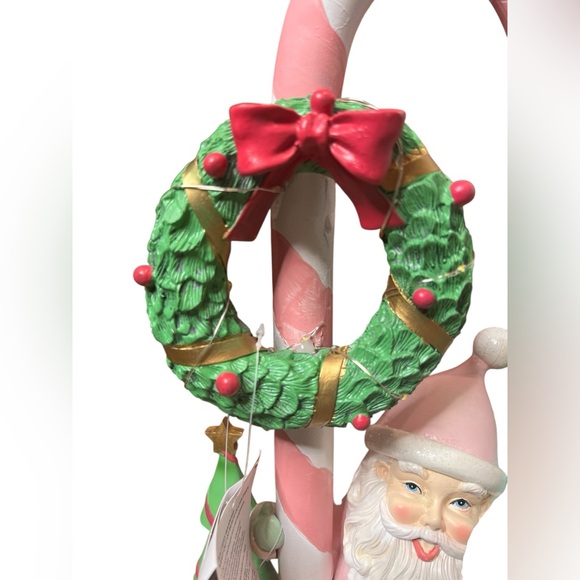 Vintage-Inspired 19” LED Santa Claus Figurine with Candy Cane & Wreath - Xmas - Picture 12 of 12